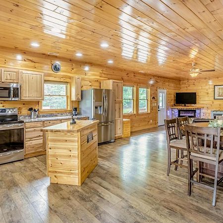 Hilltop Cabin Bryson City Eksteriør billede