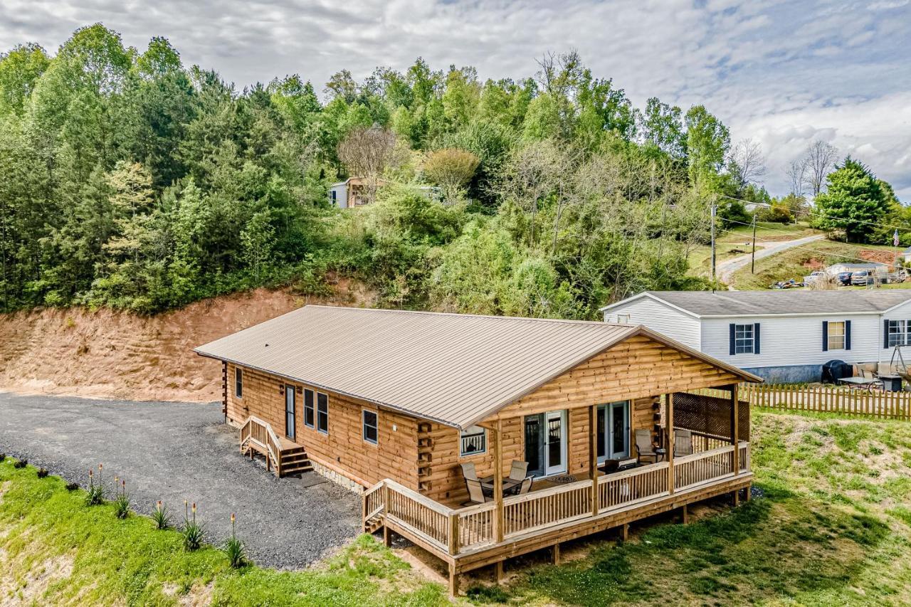 Hilltop Cabin Bryson City Eksteriør billede